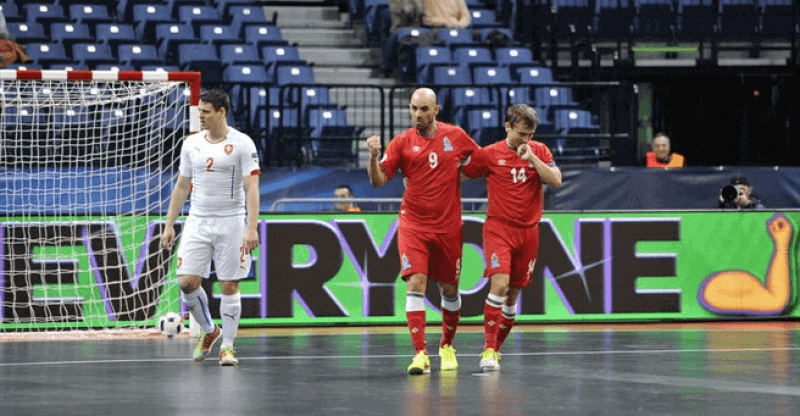 Mengatasi Anggota Tim Futsal yang Malas